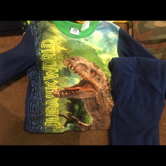 3 pair of long sleeve/pant pajamas - Picture 4 of 4